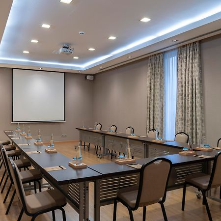โรงแรมวินชี่ ซีเลคซิออน โปซาด้าเดลปาชิโอ มาลากา ภายนอก รูปภาพ A meeting room